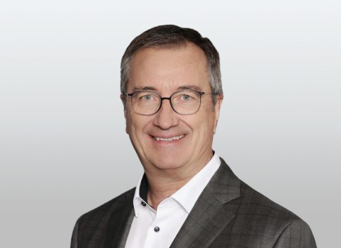 André Hoffmann - Independent Director  FundBank (Europe) S.A.